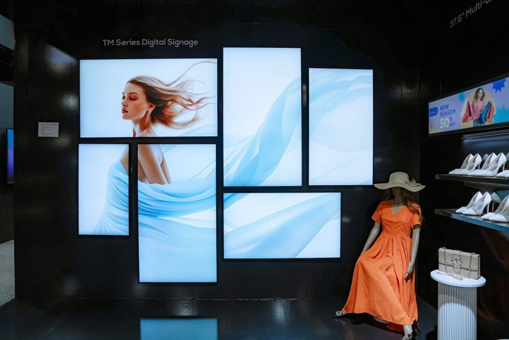 TCL Hadirkan Inovasi Layar Komersial Canggih di ISE 2025, Siap Ubah Industri